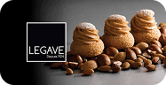 Des pâtisseries et le logo de notre marque propre Legave