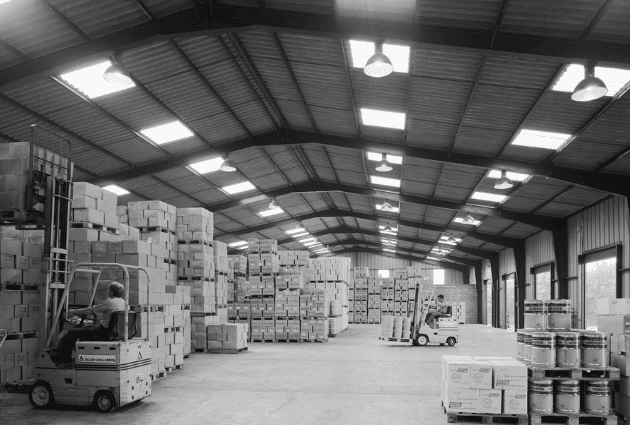 Une photo d'archive d'un ancien entrepôt de produits Legave
