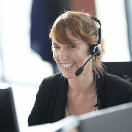 Le visage de Camille, télévendeuse chez Transgourmet