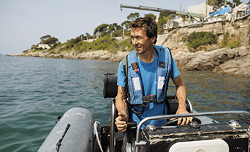 Pêche de bars et daurades royales de la Côte d'Azur Transgourmet Origine