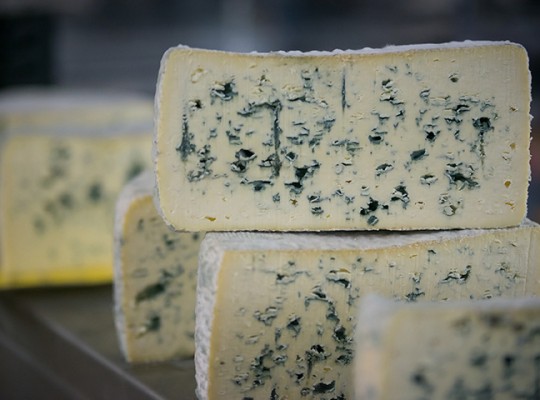 Bleu de Laqueuille et fourme d'Ambert AOP de Laqueuille - Transgourmet Origine